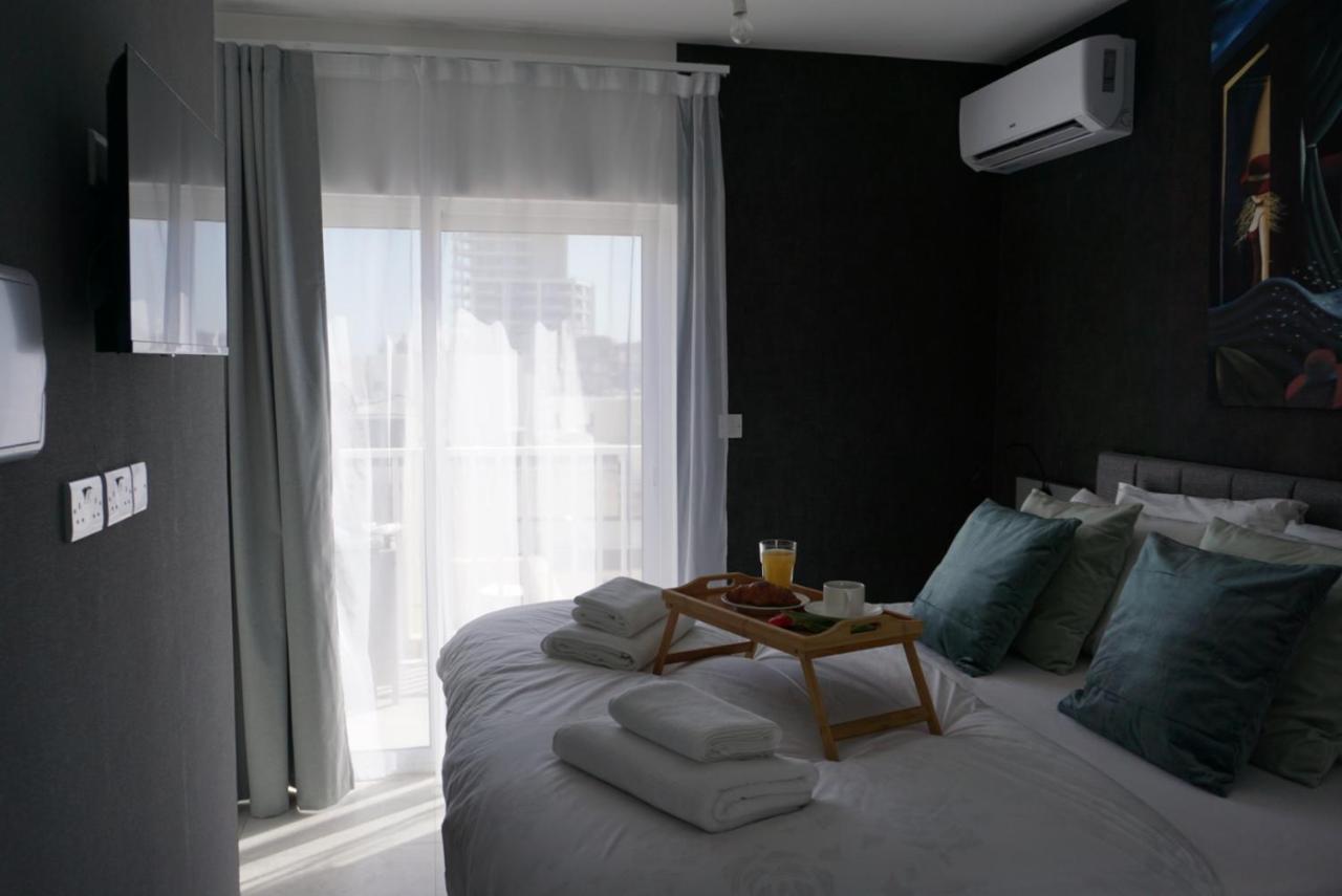 Korzo Suites Gzira Екстер'єр фото