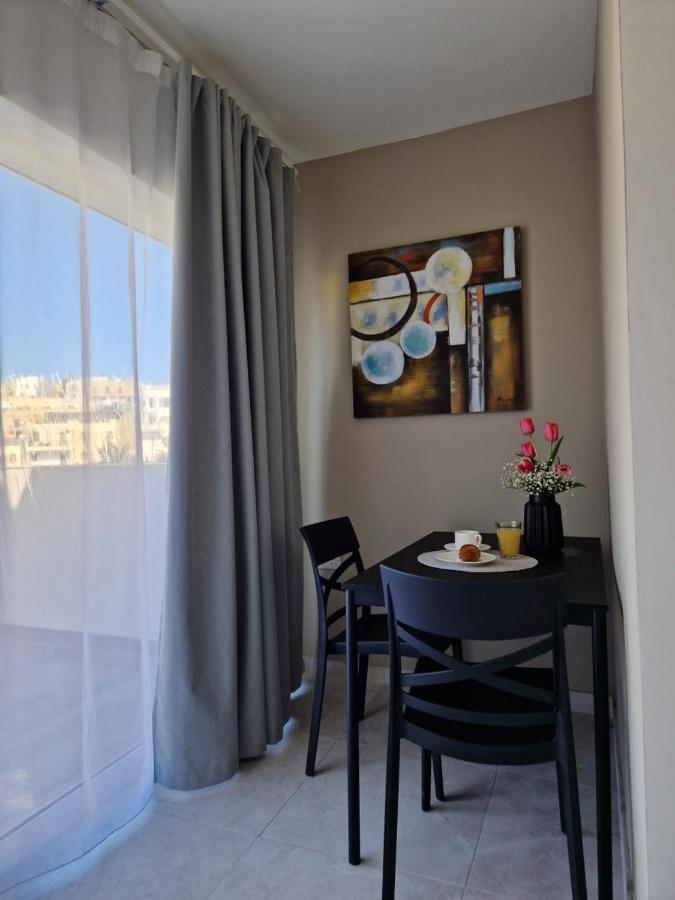 Korzo Suites Gzira Екстер'єр фото