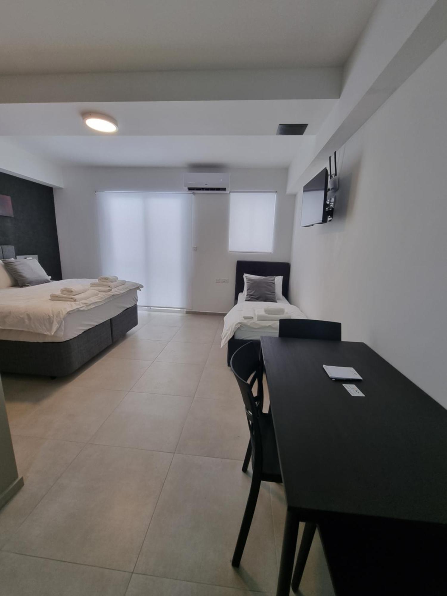 Korzo Suites Gzira Екстер'єр фото
